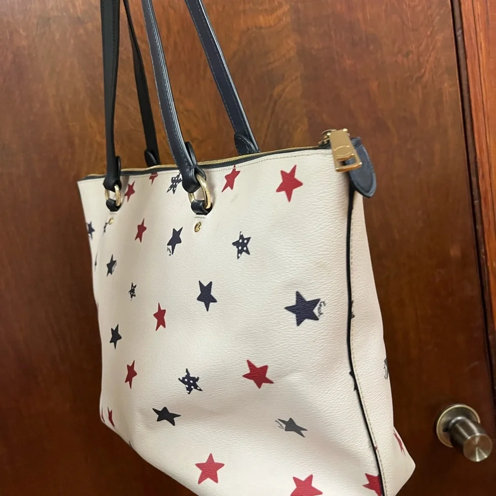 Coach Cream Leather Tote with Red and Navy Star Print - Picture 7 of 11